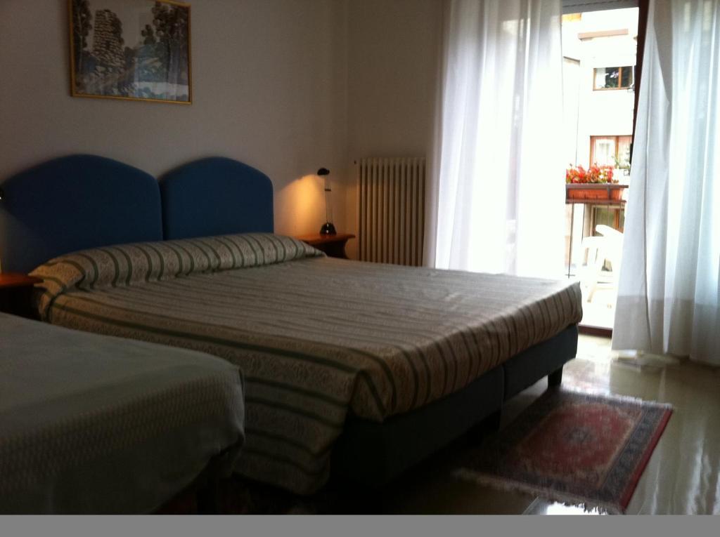 Hotel Europa Porlezza Zimmer foto