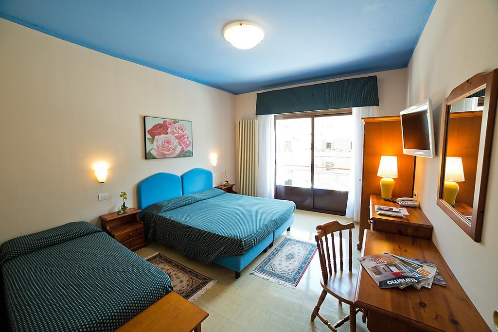 Hotel Europa Porlezza Zimmer foto