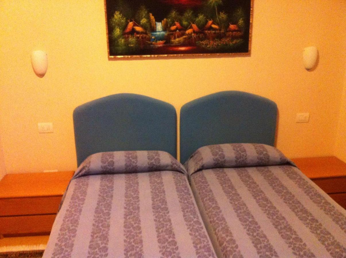 Hotel Europa Porlezza Zimmer foto